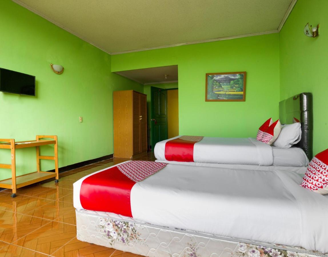 Super Oyo 1389 Carissima Hotel 2*