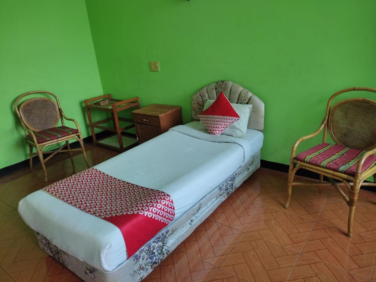 Hotel Super Oyo 1389 Carissima 2*