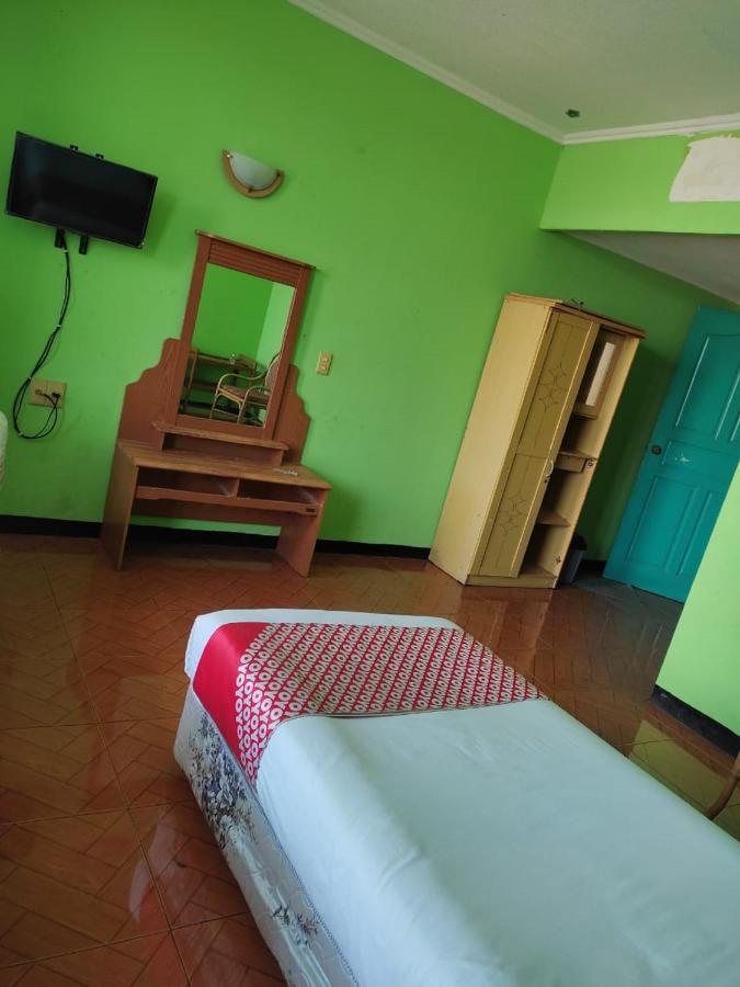 Super Oyo 1389 Carissima Hotel 2*
