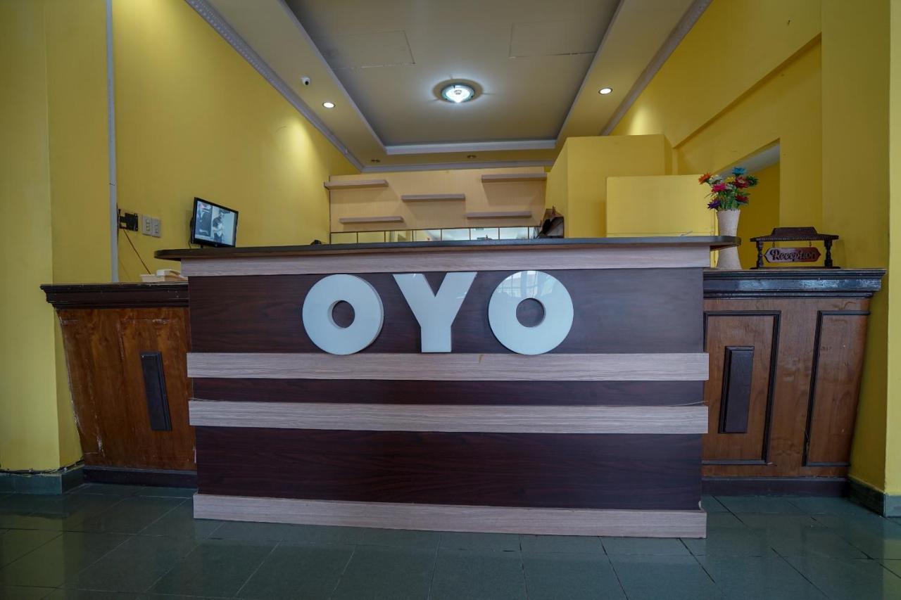 Hotel Super Oyo 1389 Carissima Palembang