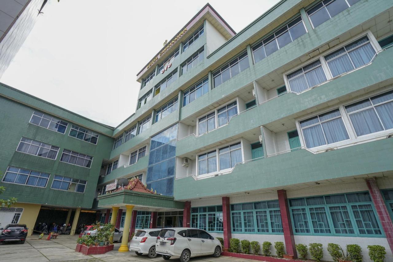 Hotel Super Oyo 1389 Carissima Palembang