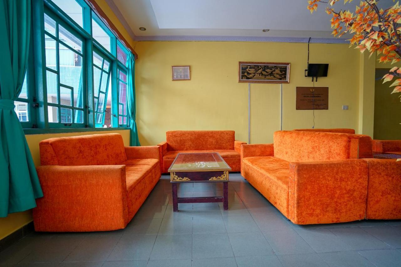 Super Oyo 1389 Carissima Hotel Palembang