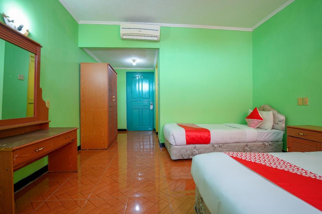 Super Oyo 1389 Carissima Hotel Palembang